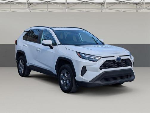 2023 Toyota RAV4 Hybrid XLE