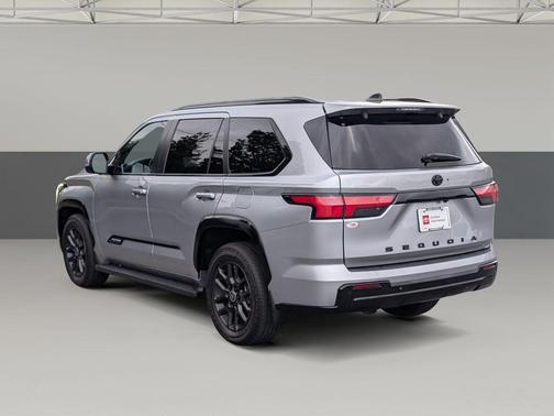 2024 Toyota Sequoia Platinum