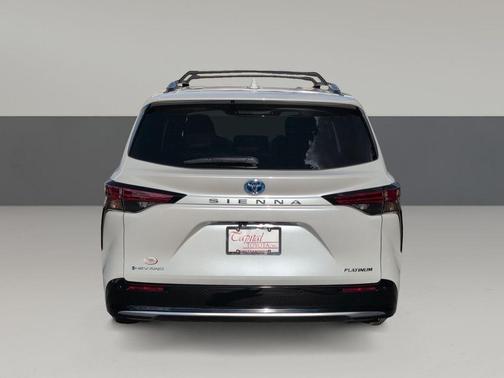 2025 Toyota Sienna Platinum 7 Passenger