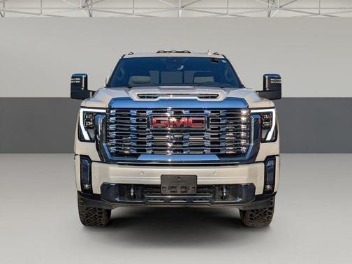 2024 GMC Sierra 2500 Denali