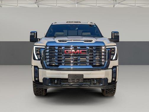 2024 GMC Sierra 2500 Denali