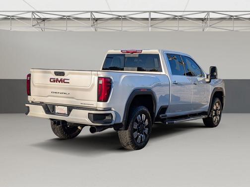 2024 GMC Sierra 2500 Denali