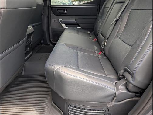 2025 Toyota Tundra Hybrid Platinum