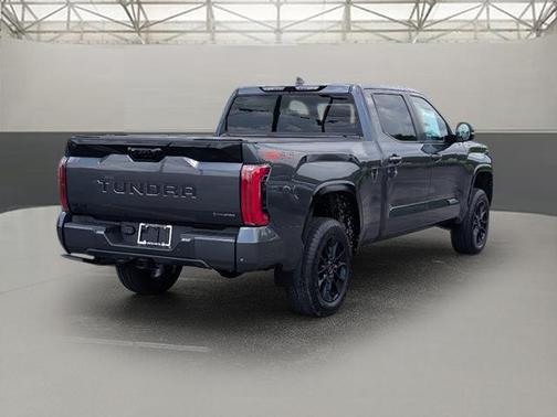2025 Toyota Tundra Hybrid Platinum