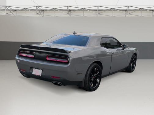 2017 Dodge Challenger R/T
