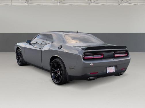 2017 Dodge Challenger R/T