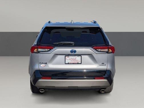 2023 Toyota RAV4 Hybrid SE