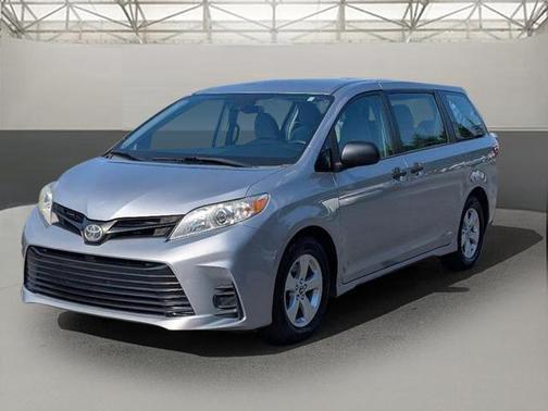 2018 Toyota Sienna SE