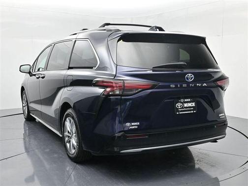 2024 Toyota Sienna Limited