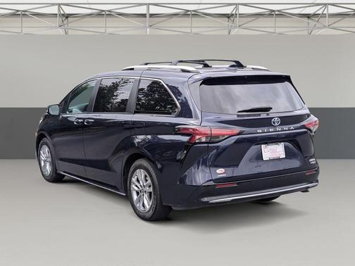 2024 Toyota Sienna Limited