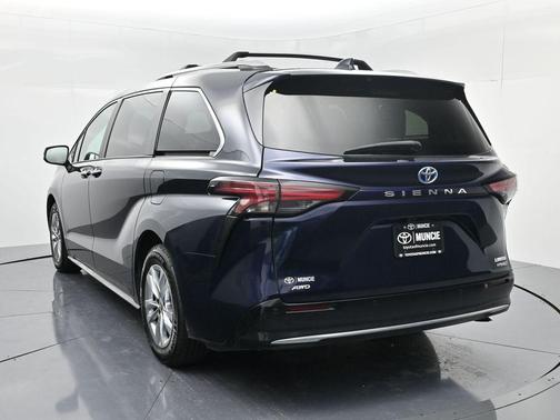 2024 Toyota Sienna Limited