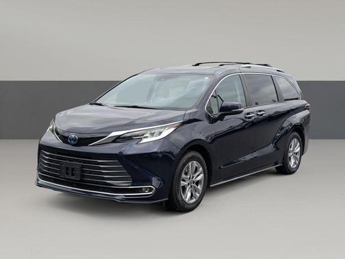 2024 Toyota Sienna Limited