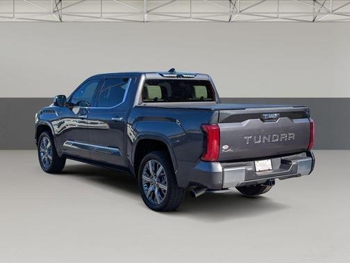 2023 Toyota Tundra Hybrid Capstone