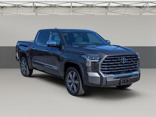 2023 Toyota Tundra Hybrid Capstone