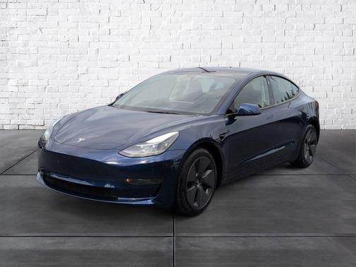 2023 Tesla Model 3 Standard Range