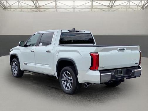 2025 Toyota Tundra Hybrid 1794 Edition