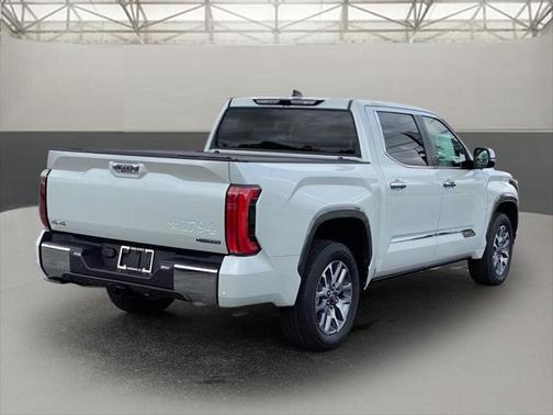 2025 Toyota Tundra Hybrid 1794 Edition