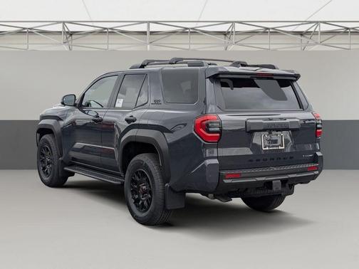 2025 Toyota 4Runner TRD Off Road
