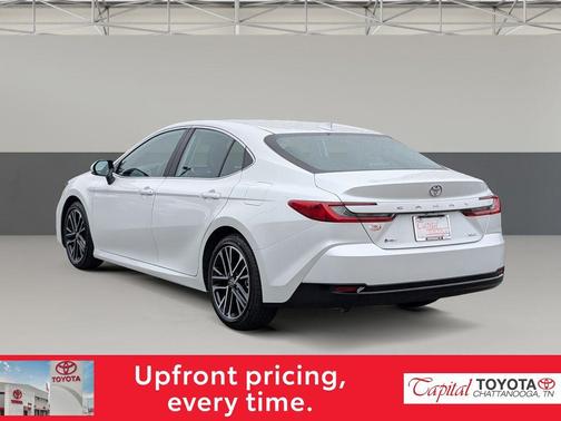 Wind Chill Pearl 2025 Toyota Camry XLE
