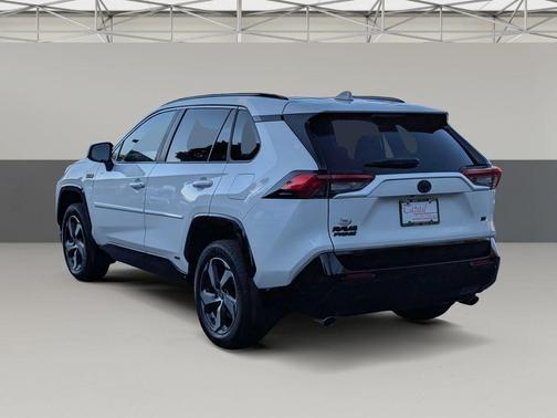 2021 Toyota RAV4 Prime SE
