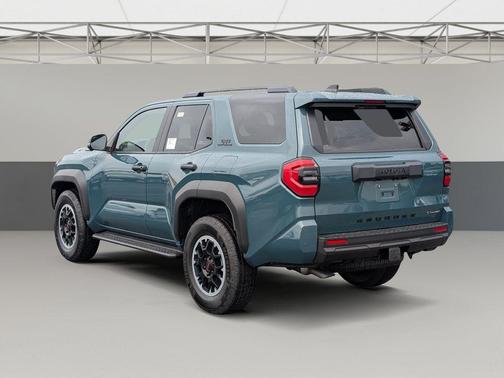 Everest 2026 Toyota 4Runner TRD Off Road Premium