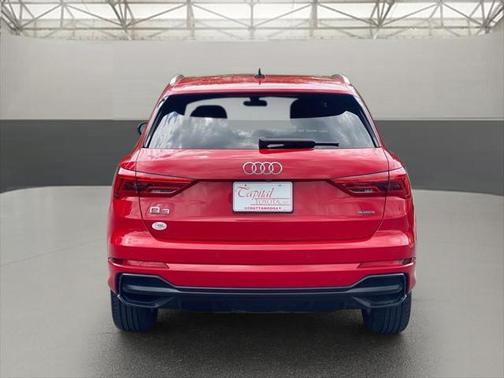 2022 Audi Q3 45 S line Premium