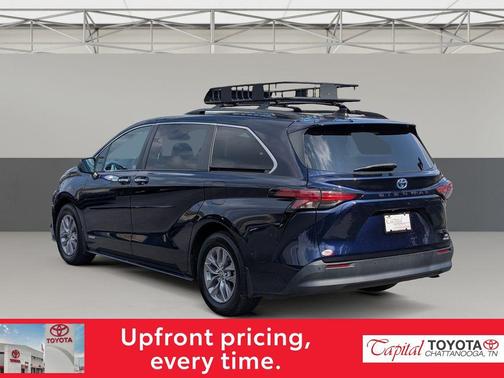 2021 Toyota Sienna XLE 7 Passenger