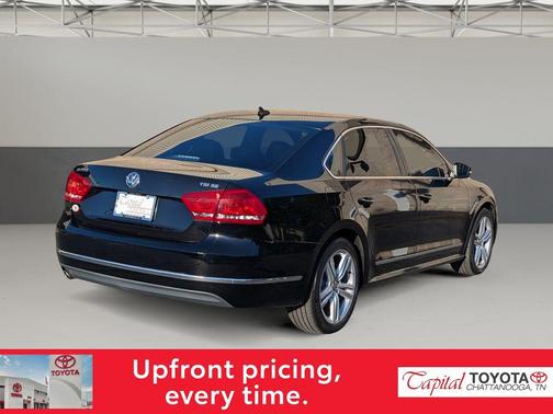 2015 Volkswagen Passat 1.8T Auto SE w/Sunroof & Nav