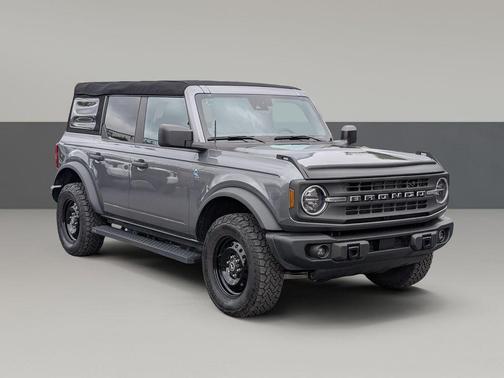 2023 Ford Bronco Black Diamond