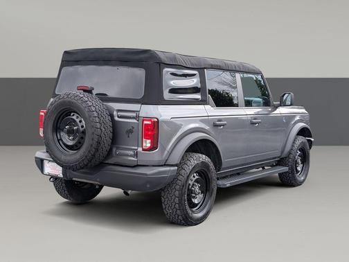 2023 Ford Bronco Black Diamond