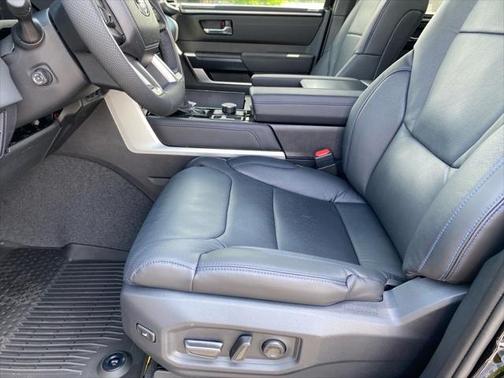 2025 Toyota Tundra Hybrid Platinum