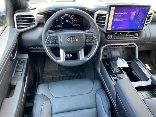 2025 Toyota Tundra Hybrid Platinum
