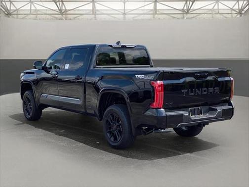 2025 Toyota Tundra Hybrid Platinum
