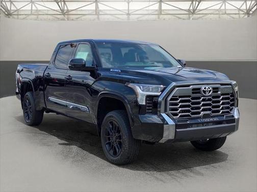 2025 Toyota Tundra Hybrid Platinum
