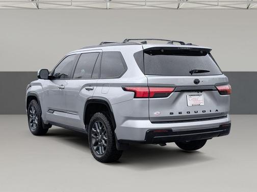 2025 Toyota Sequoia Platinum