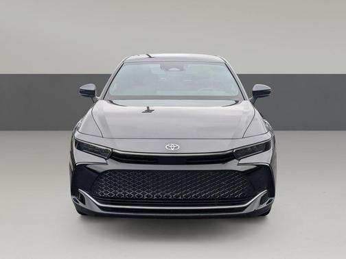 2024 Toyota Crown Platinum