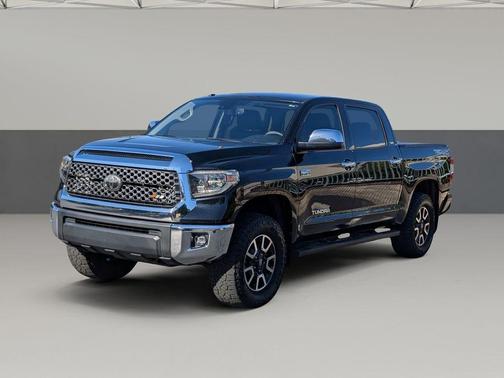 2018 Toyota Tundra SR5