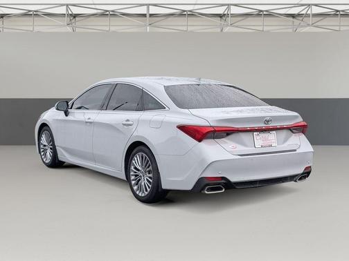 2022 Toyota Avalon Limited