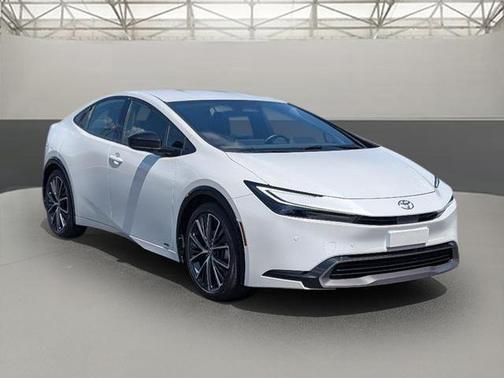 2023 Toyota Prius XLE