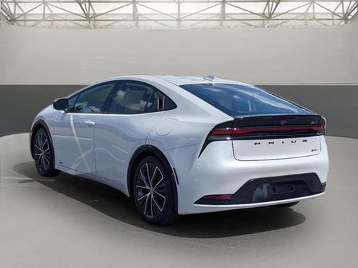 2023 Toyota Prius XLE