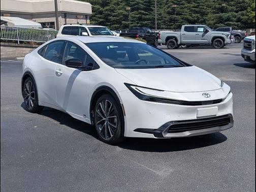 2023 Toyota Prius XLE