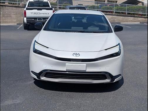2023 Toyota Prius XLE