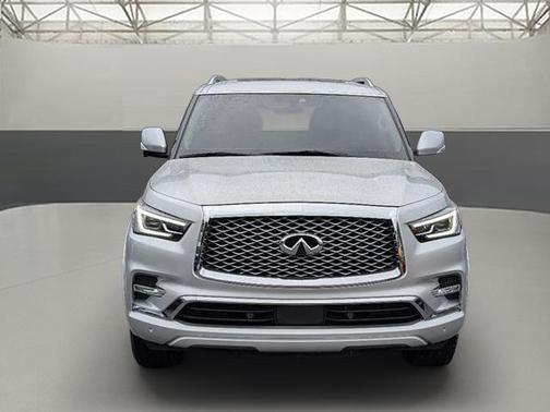 2021 INFINITI QX80 Luxe