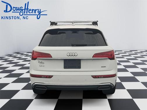 2024 Audi Q5 45 S line quattro Premium