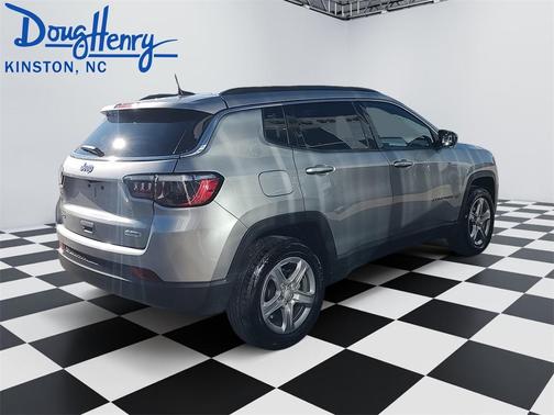 2024 Jeep Compass Latitude