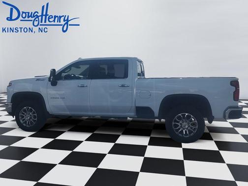 Summit White 2024 Chevrolet Silverado 2500 LTZ