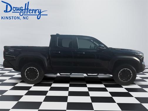 2024 Toyota Tacoma Hybrid TRD