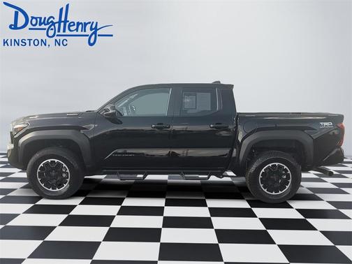 2024 Toyota Tacoma Hybrid TRD