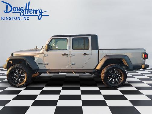 2020 Jeep Gladiator Sport
