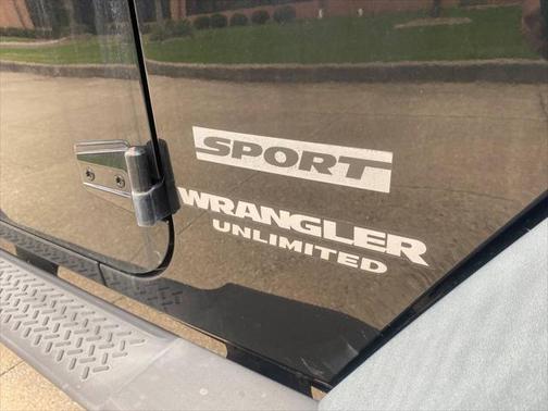 2011 Jeep Wrangler Unlimited Sport